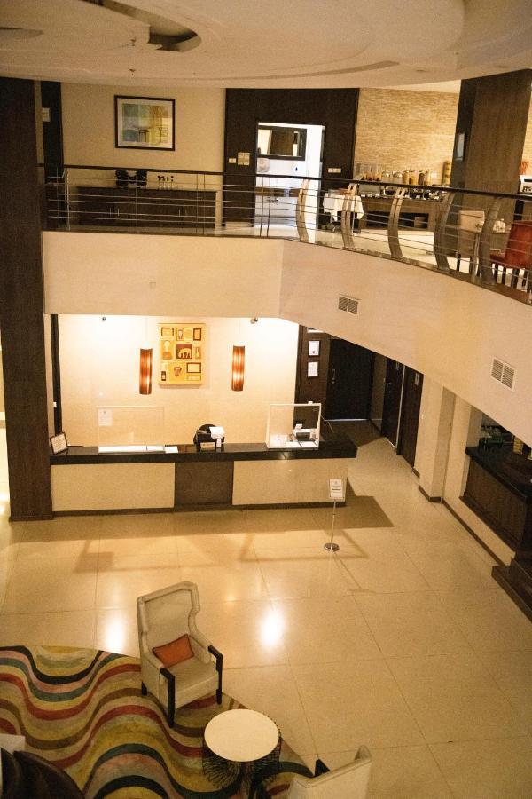 Acacia Premier Hotel Kisumu Buitenkant foto