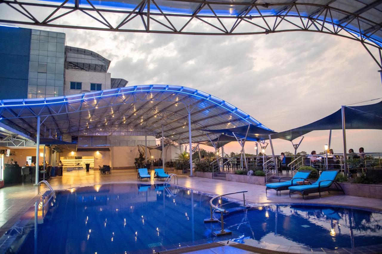 Acacia Premier Hotel Kisumu Buitenkant foto